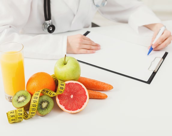 nutritionist-desk-with-fruit-and-measuring-tape-2025-04-02-11-39-37-utc 1-min.jpg nutritionist-desk-with-fruit-and-measuring-tape-2025-04-02-11-39-37-utc 1-min.jpg