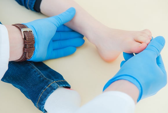 child-foot-problem-2025-03-14-07-54-14-utc 1-min (1).jpg child-foot-problem-2025-03-14-07-54-14-utc 1-min (1).jpg