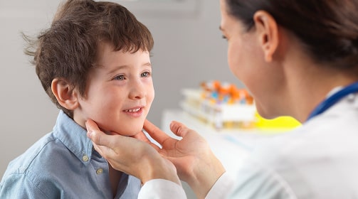 doctor-checking-glands-of-young-boy-in-clinic-2025-04-04-08-33-02-utc 1-min.jpg doctor-checking-glands-of-young-boy-in-clinic-2025-04-04-08-33-02-utc 1-min.jpg