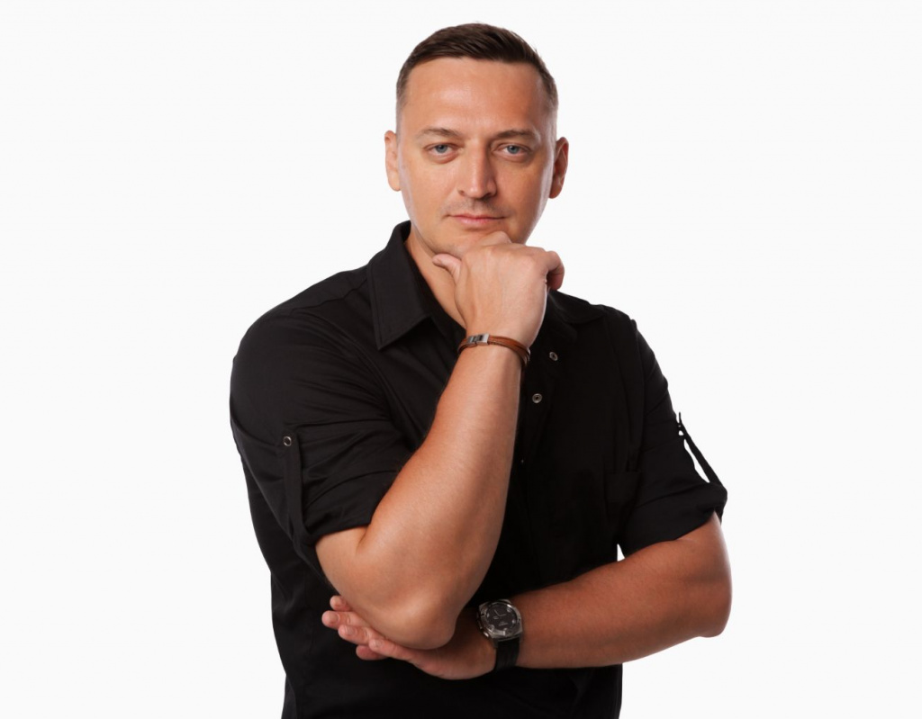 Frame 1321316855 (4) (1).jpg